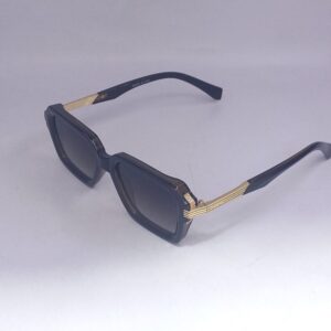 Lunettes carrées écaille – branches dorées