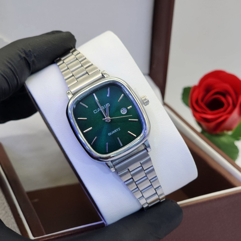 Montre carrée acier – cadran vert